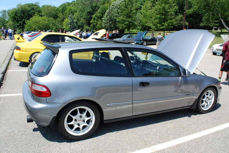 Illustration for article titled Seacoast NH Cars and Coffee, with bonus local car show.